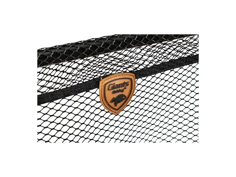 Giants fishing Náhradní síťka na podběrák Deluxe Landing Net Rubber Medium 70x60cm Aktuální