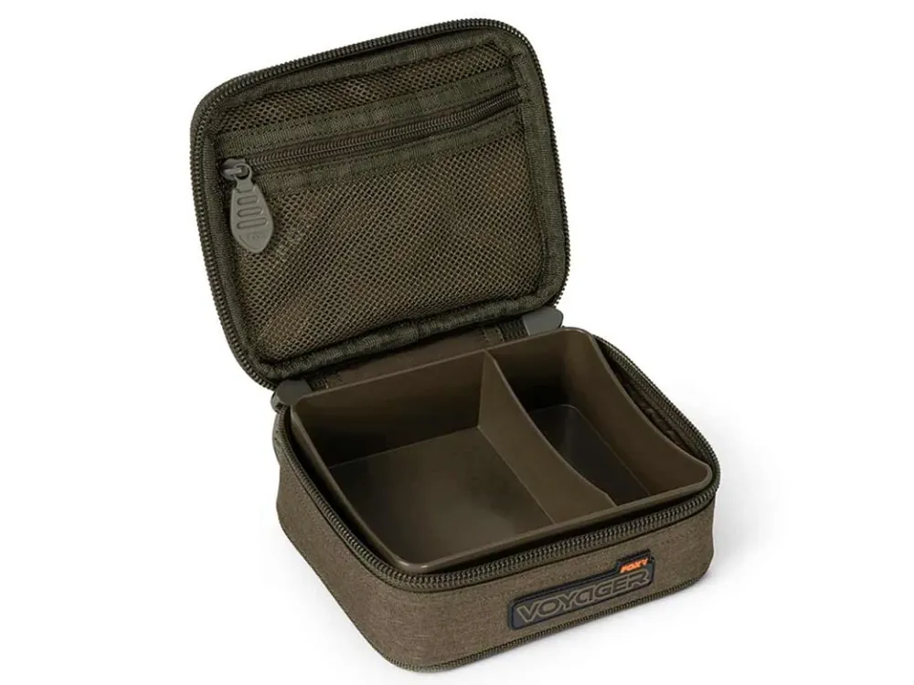 Sezónní Sleva Taška FOX Voyager Lead Rigid BAG Získejte slevu -5% za registraci v e-shopu