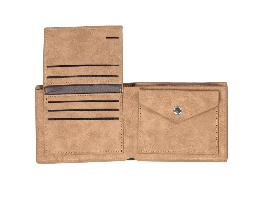 Must-Have Giants fishing Peněženka hnědá plavající kapr Brown Wallet Swimming Carp