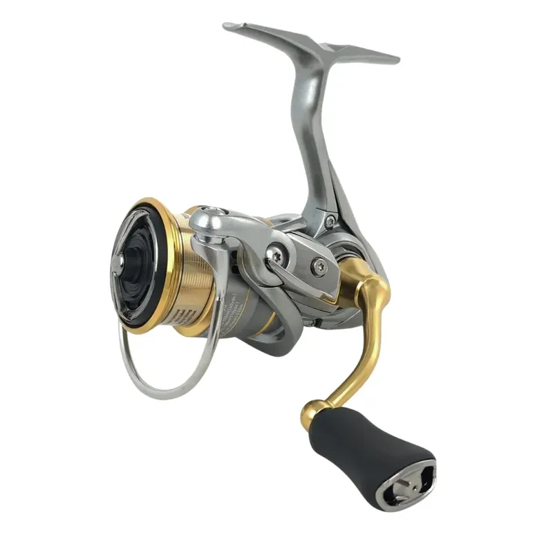 Daiwa 18 Freams LT 2500S-XH Kup Teď