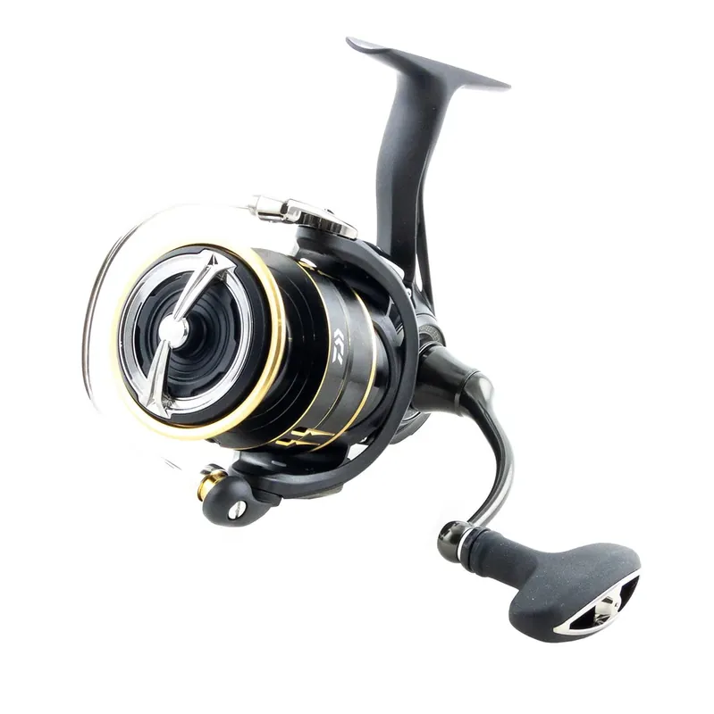 Daiwa 20 Ballistic EX LT 3000D-CXH Spinnrolle Akční Cena