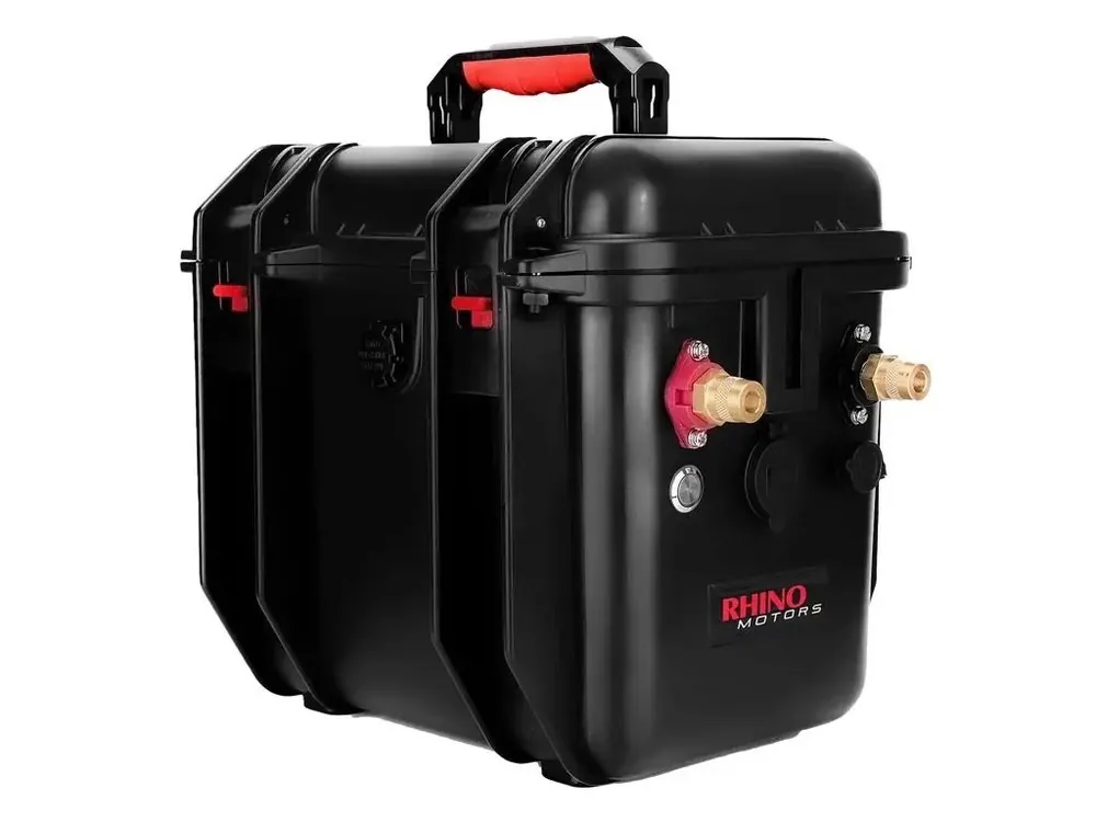 Aktuální Rhino Baterie LiFePO4 Outdoor Box 12V 100Ah