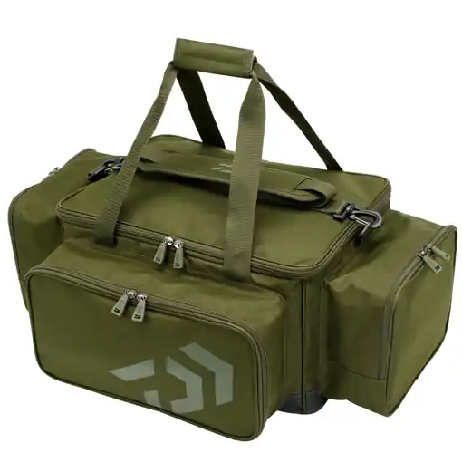 Víkendová Akce Taška Daiwa Black Widow Low Level Carryall