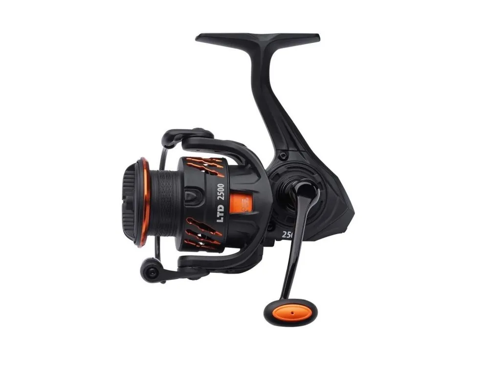Savage Gear Naviják Orange LTD 3000 FD Must-Have